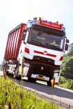 Renault Trucks T High voor Boekema uit Workum 3