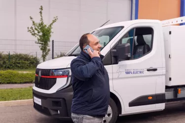 Renault Trucks Master 4 Red EDITION