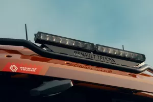 Modeljaar 2025: Renault Trucks T High Smart Racer: lifestyle (led-koplampen op het dak)