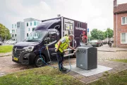 Renault Trucks Master Gemeente Breda - in het veld aan het schoonmaken