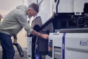 E-Tech T 780 wordt geladen