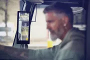 Chauffeur in E-Tech T 780