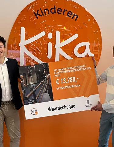 Overhandiging Kika cheque 2024