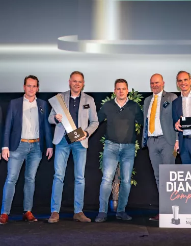 Nijwa wint Dealer Diamond Competition