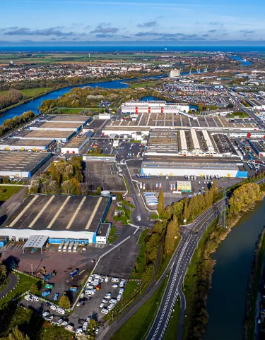 Drone beeld fabriek Blainville Renault Trucks
