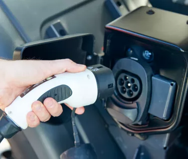 Simplicidad en la recarga y autonomía adecuada